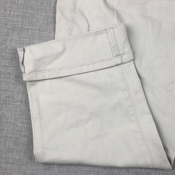 14W 24W Style & Co Light Gray Cuffed Capri Jeans - Picture 6 of 6